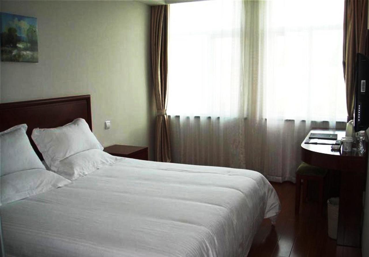 Greentree Inn Ningbo Cconvention Center East Bus Station Express Hotel Bagian luar foto
